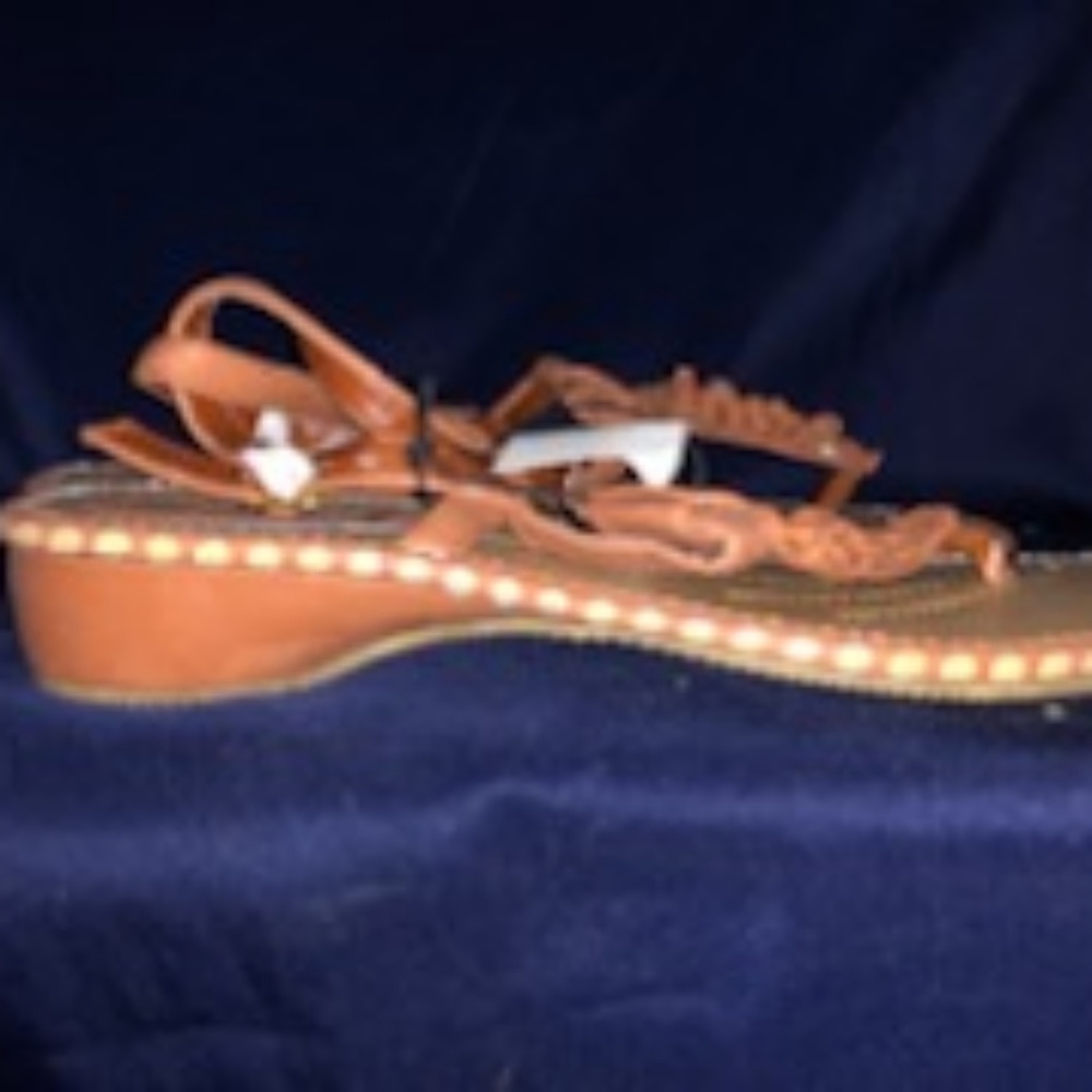 shoes - Picture 2 of 2